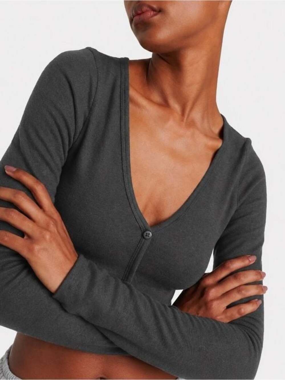 ALO Yoga Alolux Soho Cropped Henley - Charcoal Gray- Size Medium